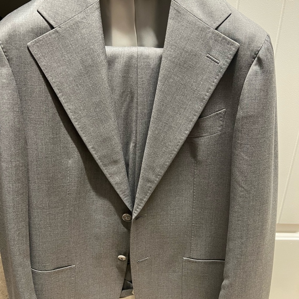 Suitsupply Havana grey suit